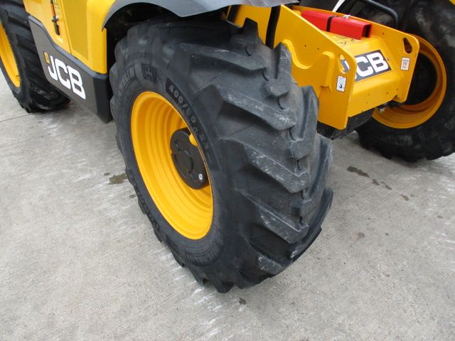 035-1684228275-1.jpg