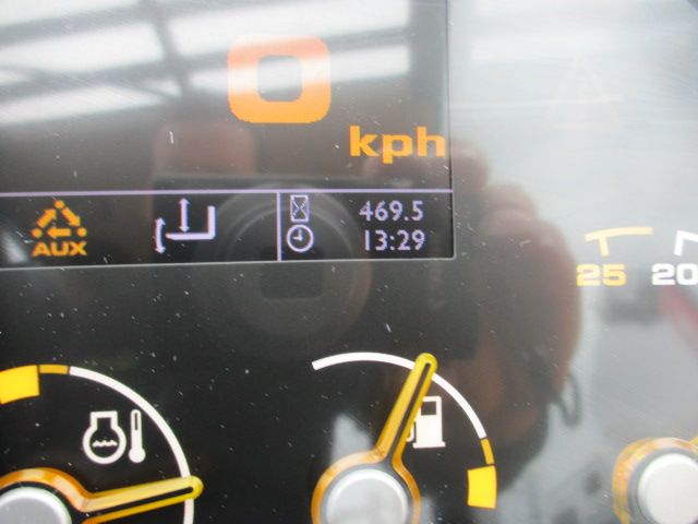 052-1684228276-1.jpg