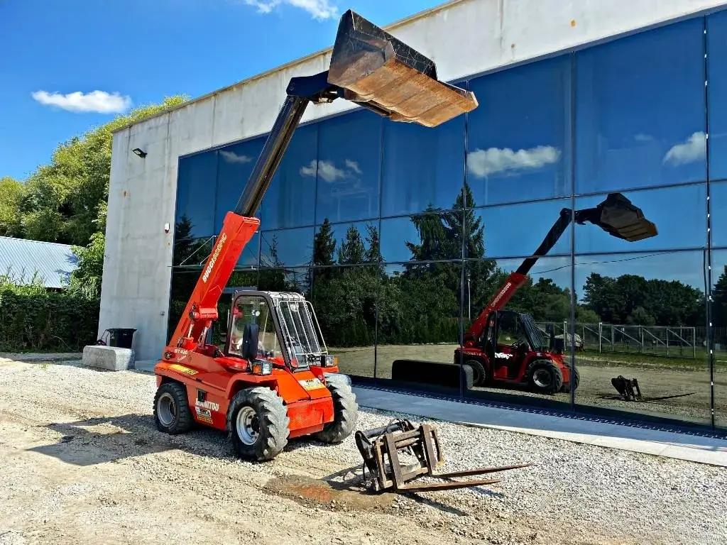 manitou-bt-420-ladowarka-teles6dafc7d1_2025-04-09_19-08-20.webp